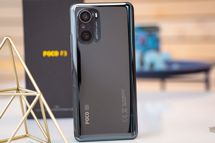Poco F3 - мощный камерофон от Xiaomi